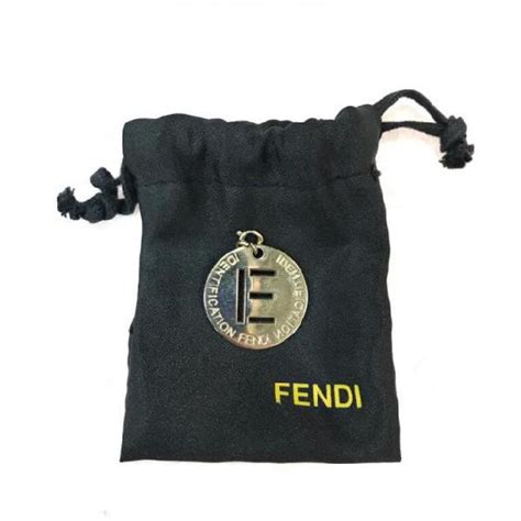 piastrina fendi